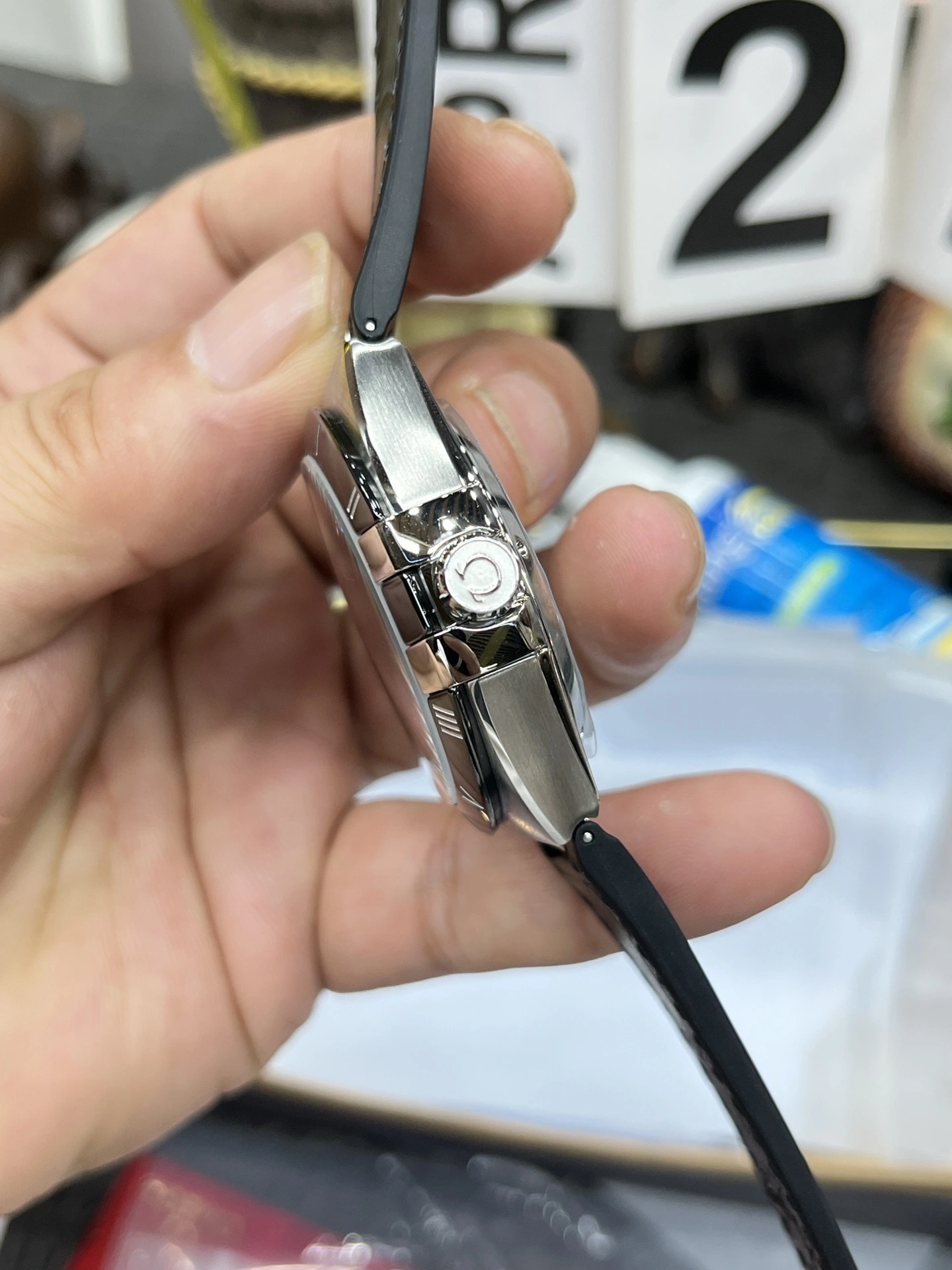 GoAnywhere CBD Factory Omega Constellation 41mm Steel Black Ceramic Bezel Silver Silk Dial (131.33.41.21.06.001) 1:1 Super Clone – DD8900 Movement 313